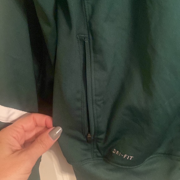 Nike Dri fit zip jacket - Picture 3 of 8